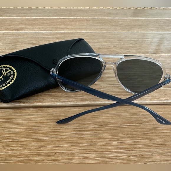 Limited Edition 4th of July Ray-Ban Sunglasses - Picture 3 of 6